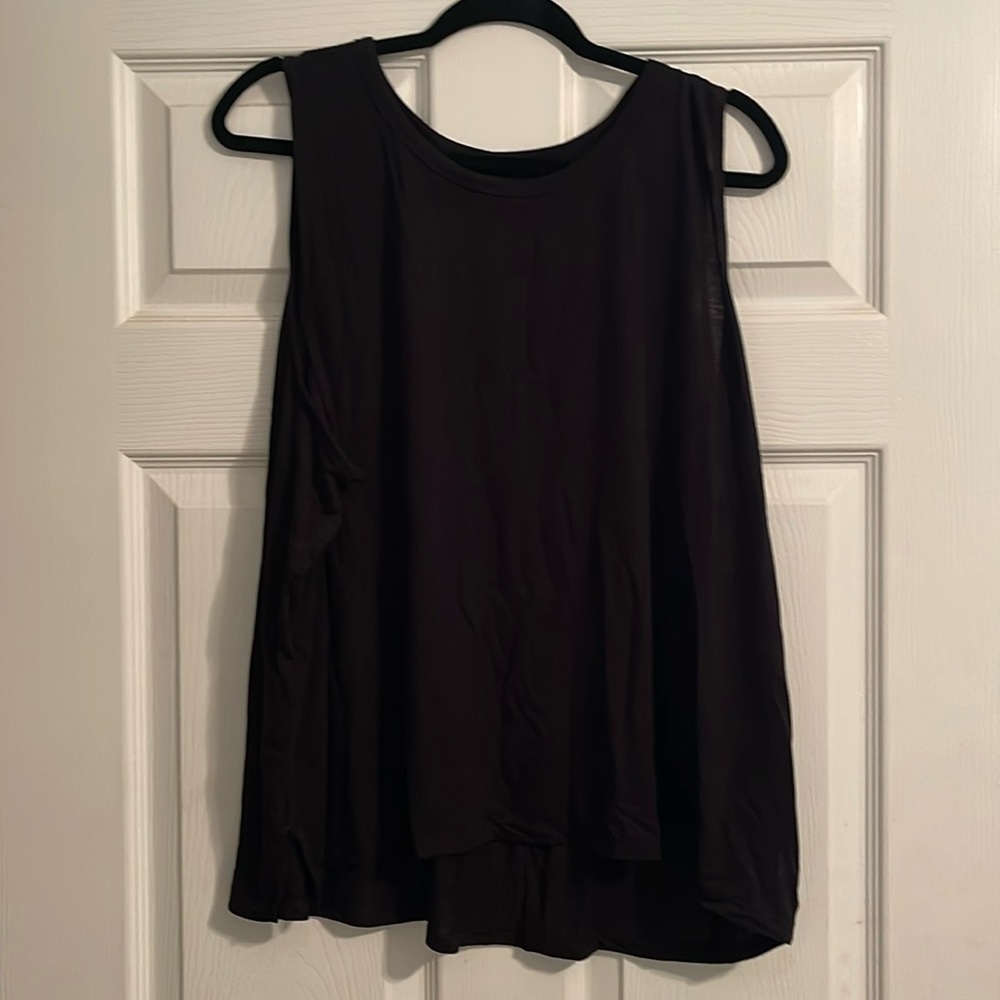 Women’s Athletic Top